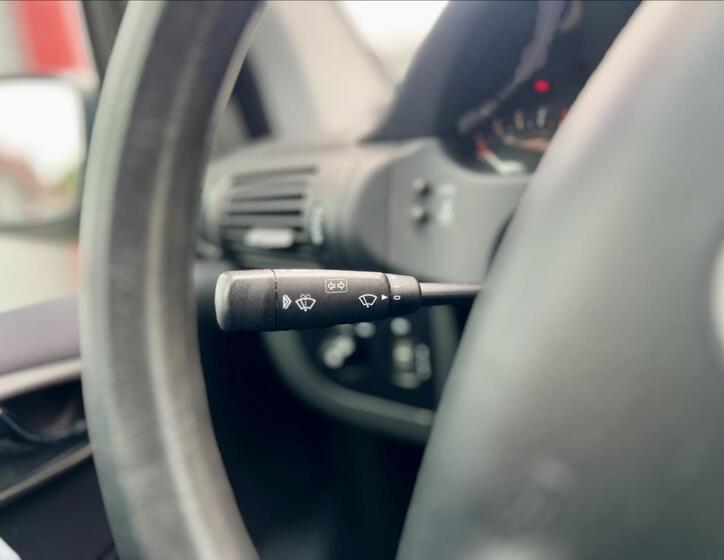 Mercedes-Benz Vaneo 27