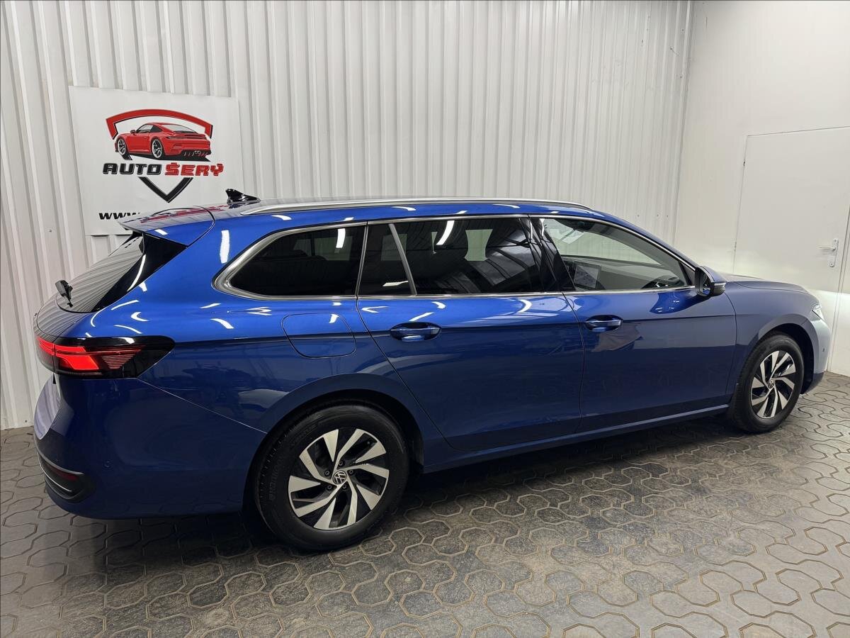 Volkswagen Passat Kombi 1,5 l 110 kw