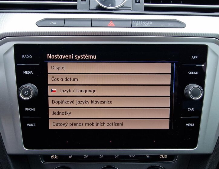 Volkswagen Passat Kombi 1,4 l 110 kw