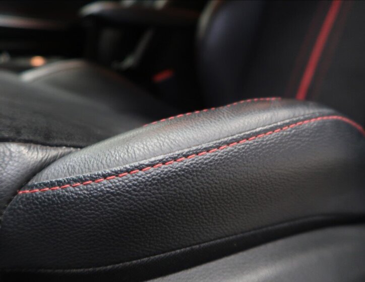 KIA ProCeed Kombi 1,6 l 150 kw