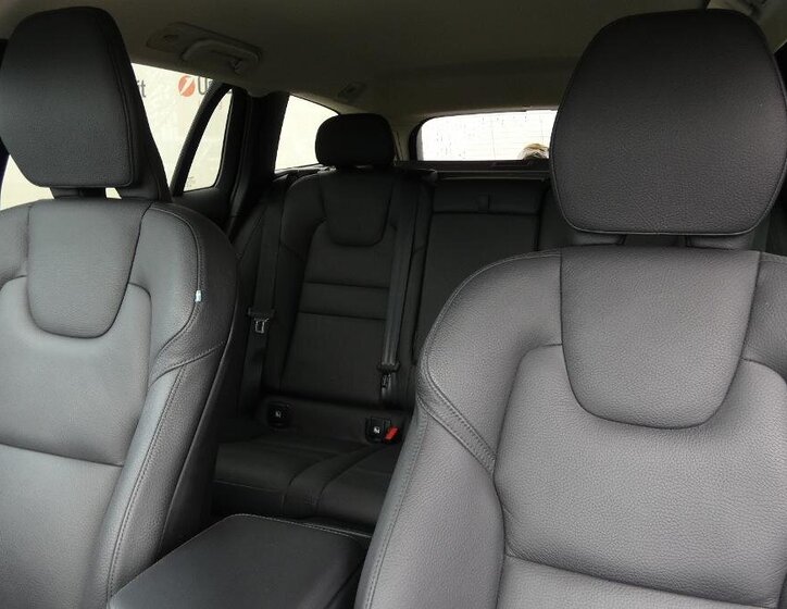 Volvo V60 Kombi 2,0 l 145 kw