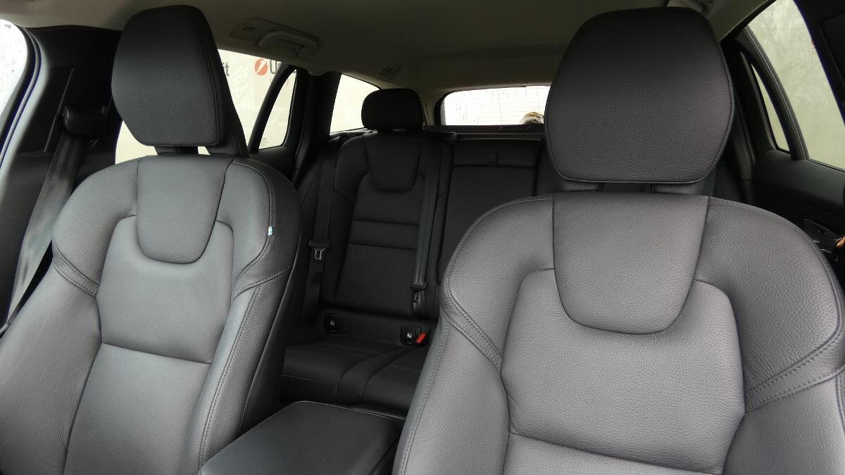 Volvo V60 Kombi 2,0 l 145 kw