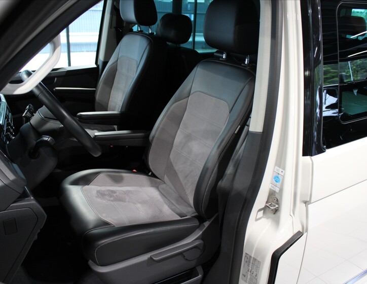 Volkswagen Multivan 9