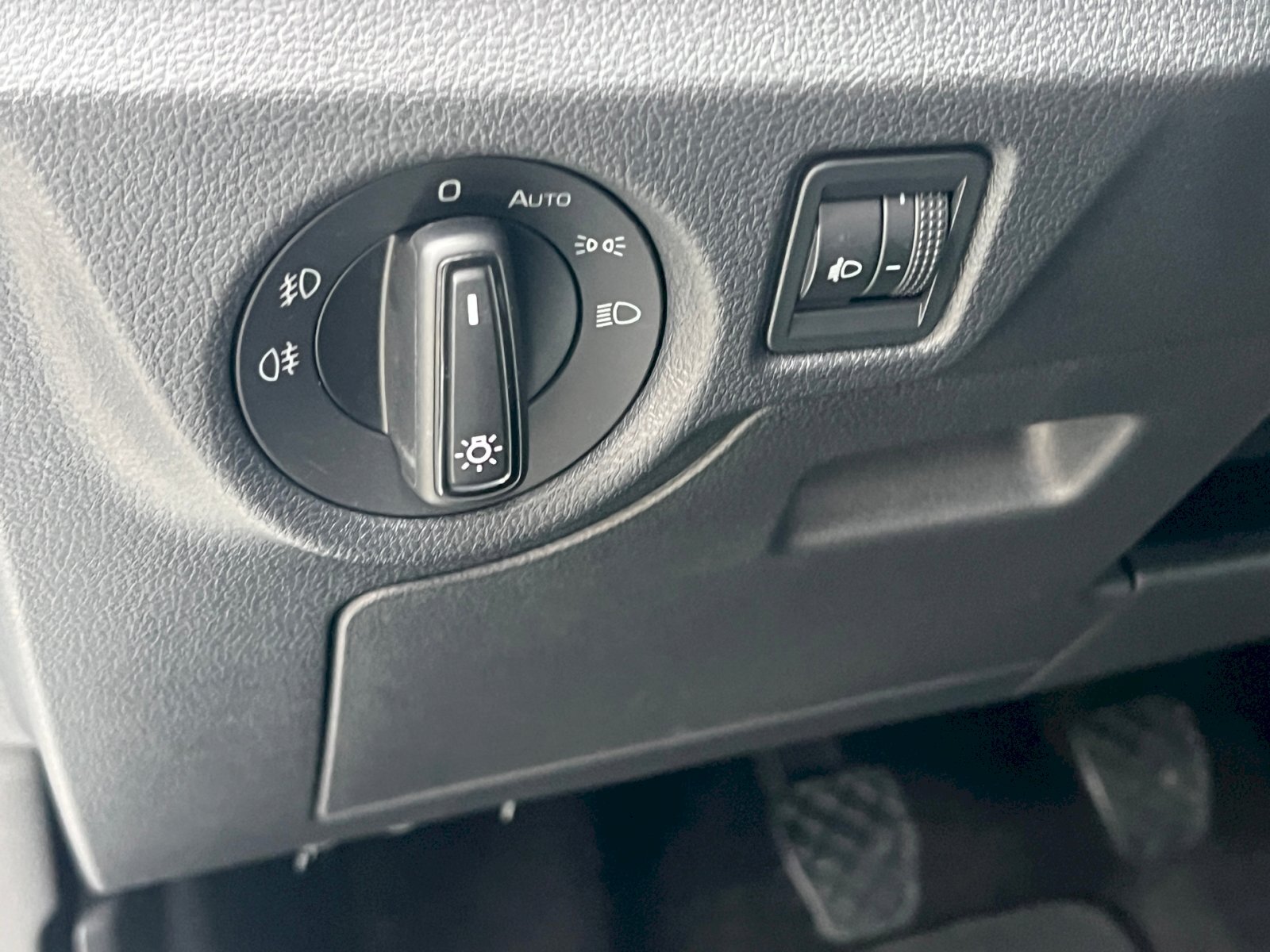 Škoda Scala Hatchback 1,0 l 85 kw