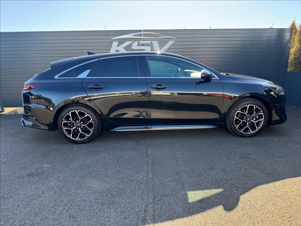 KIA ProCeed Kombi 1,5 l 117 kw