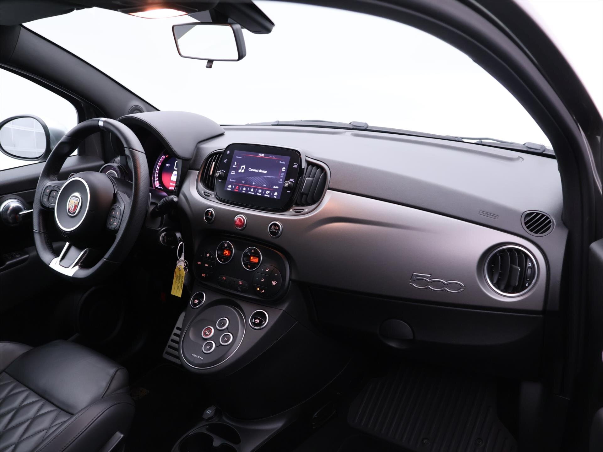 Fiat 500 Hatchback 1,4 l 121 kw