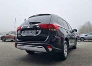 Mitsubishi Outlander SUV 2,0 l 110 kw