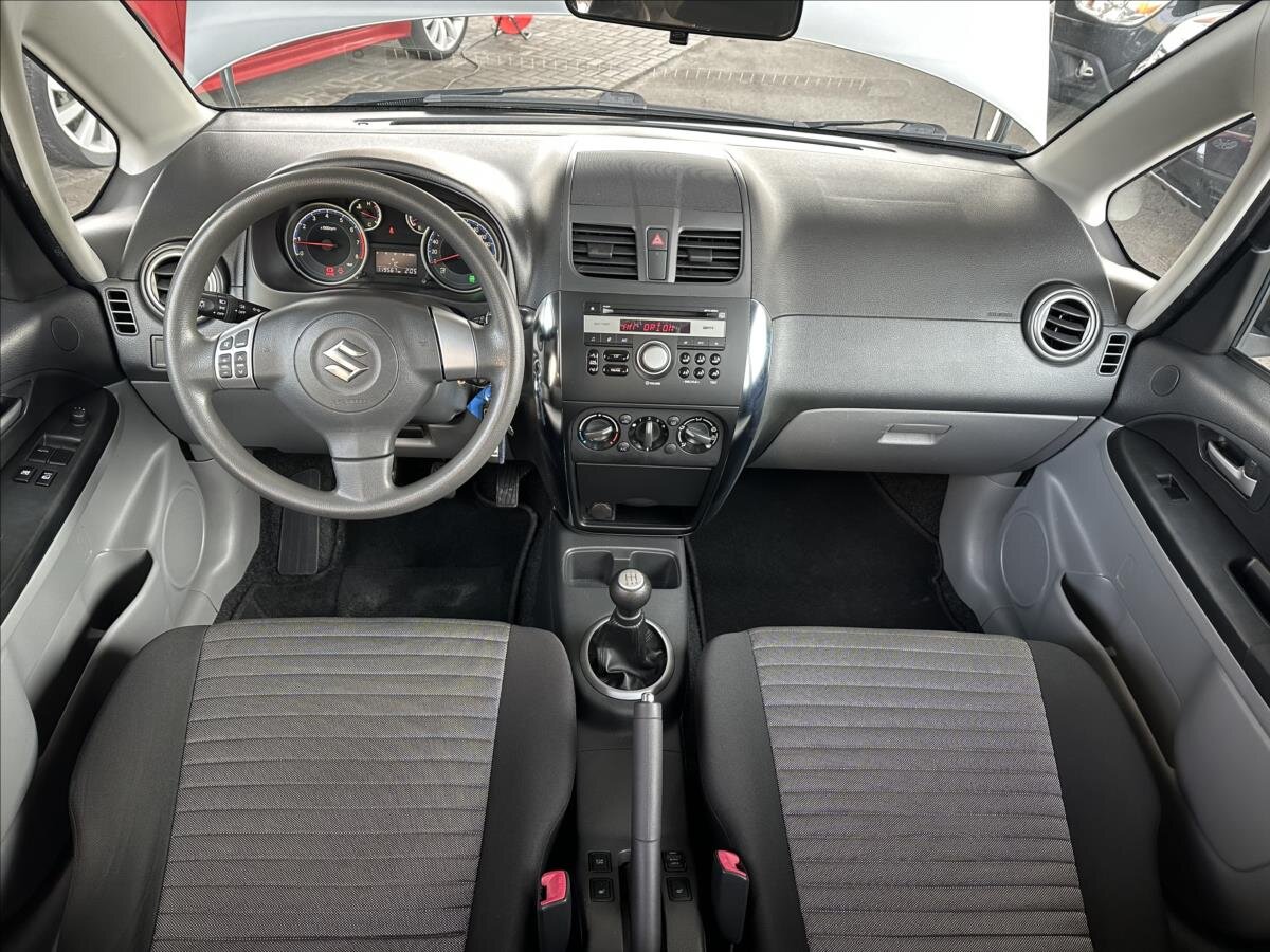 Suzuki SX4 Hatchback 1,6 l 88 kw