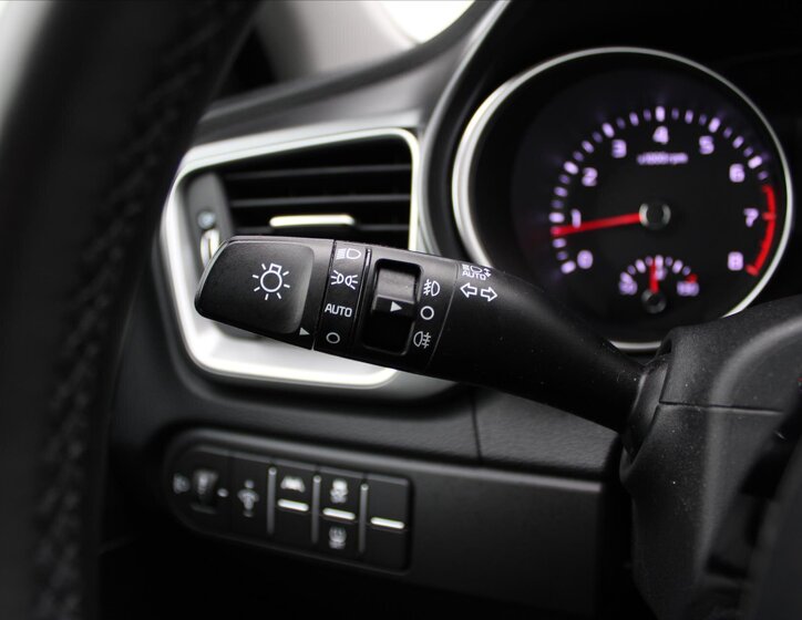 KIA Ceed Kombi 1,5 l 117 kw