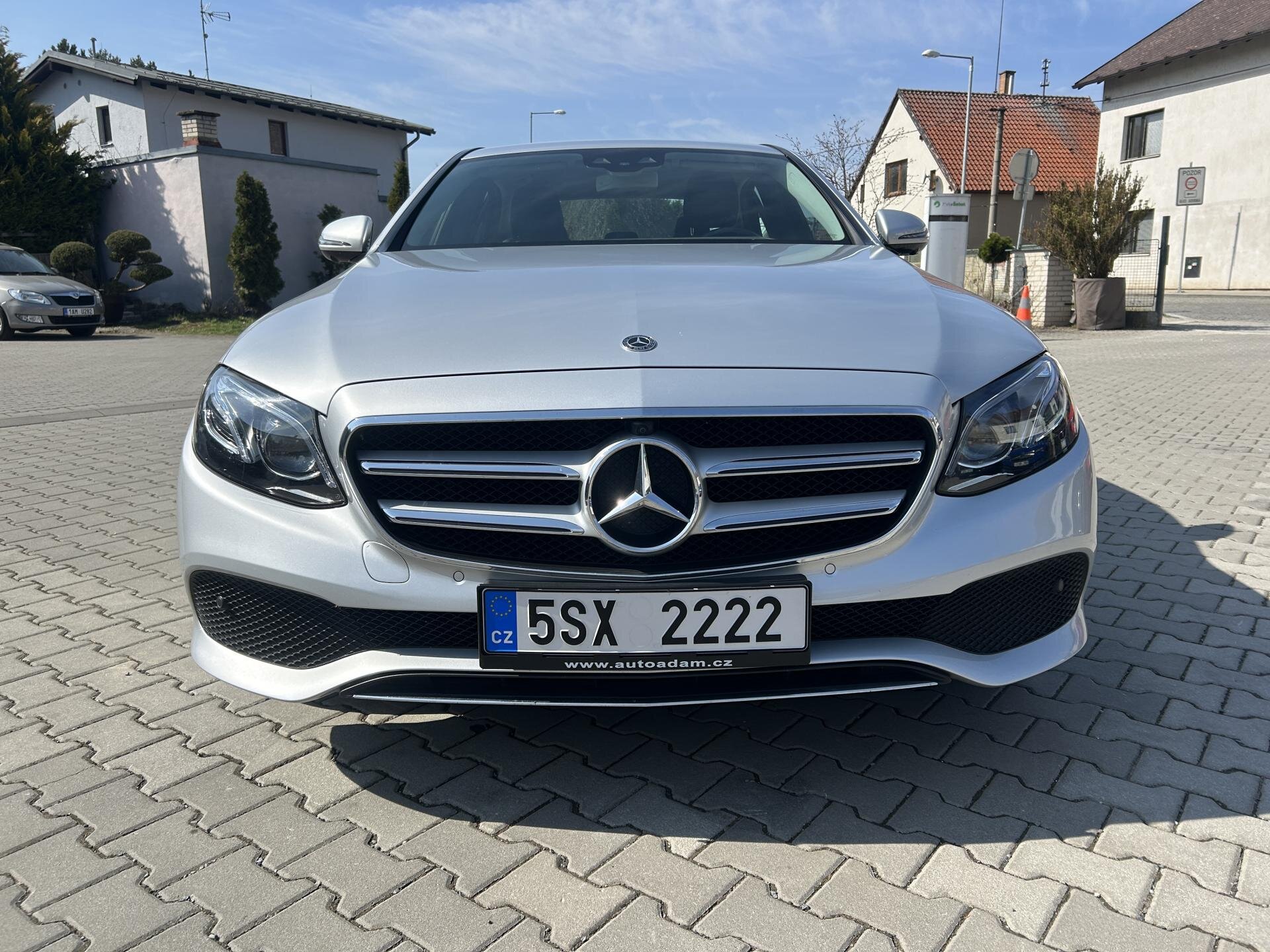 Mercedes-Benz Třídy E Sedan / Limuzína 3,0 l 190 kw