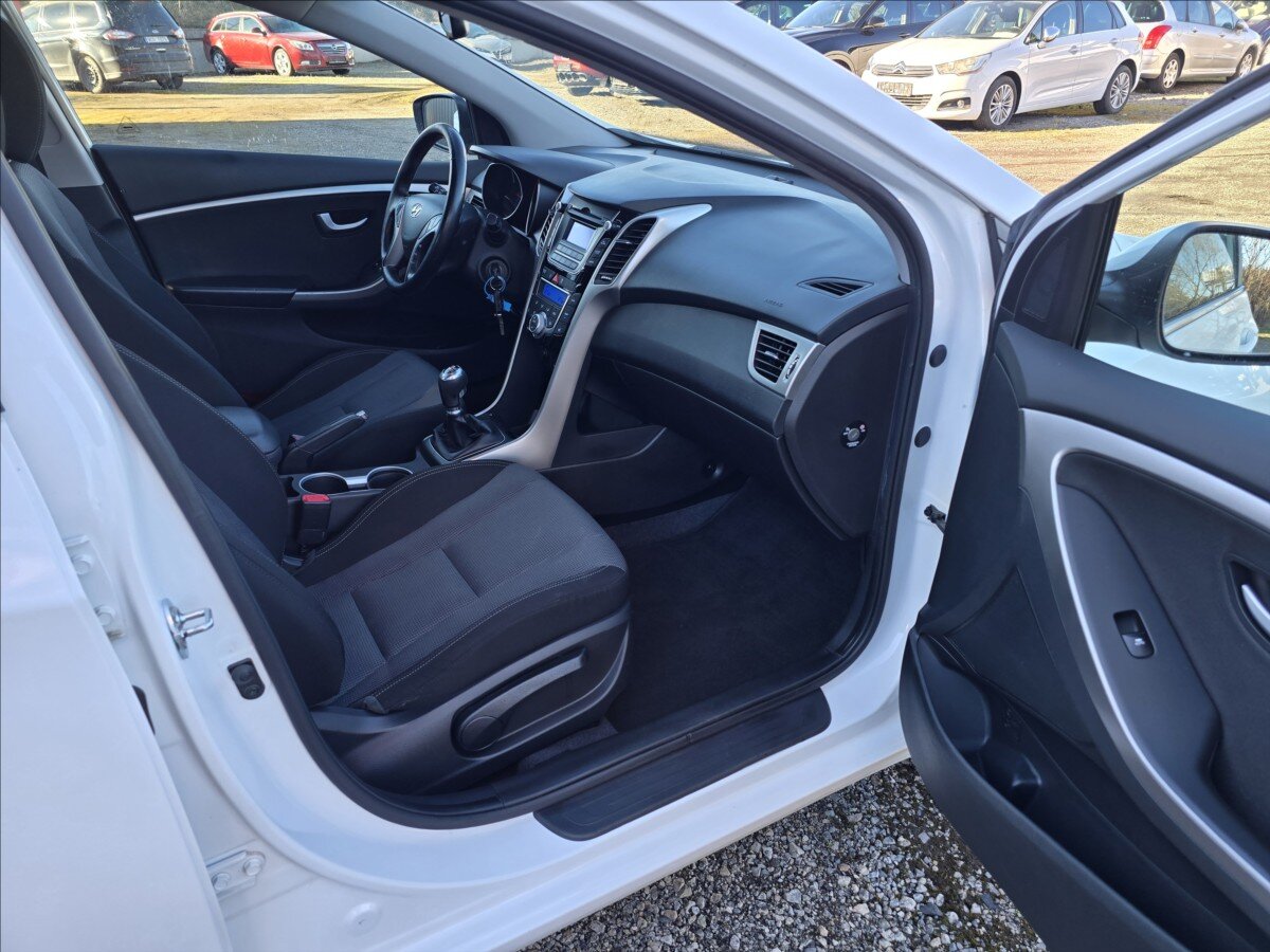 Hyundai i30 Hatchback 1,4 l 66 kw