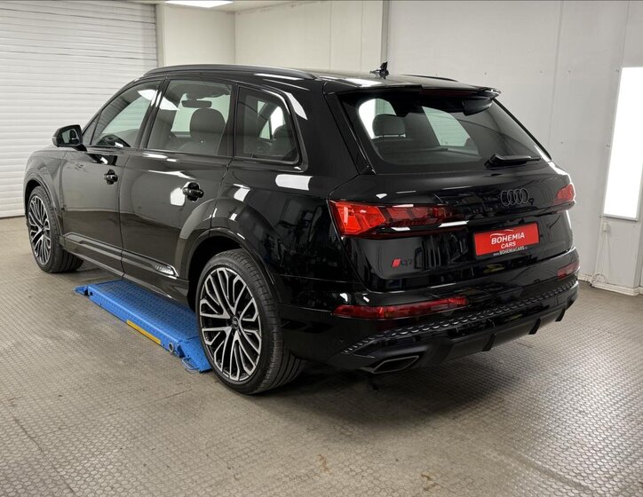 Audi Q7 SUV / Terénní 3,0 l 210 kw