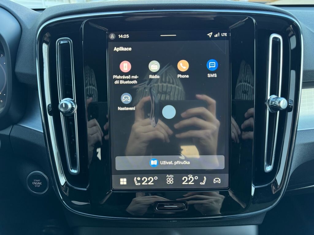 Volvo XC40 SUV / Terénní 2,0 l 120 kw