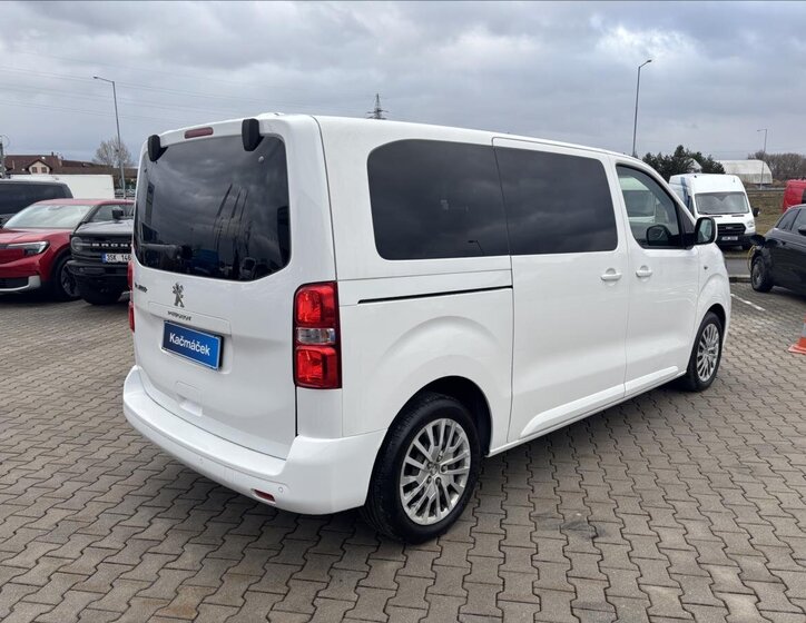 Peugeot Traveller Kombi 2,0 l 110 kw