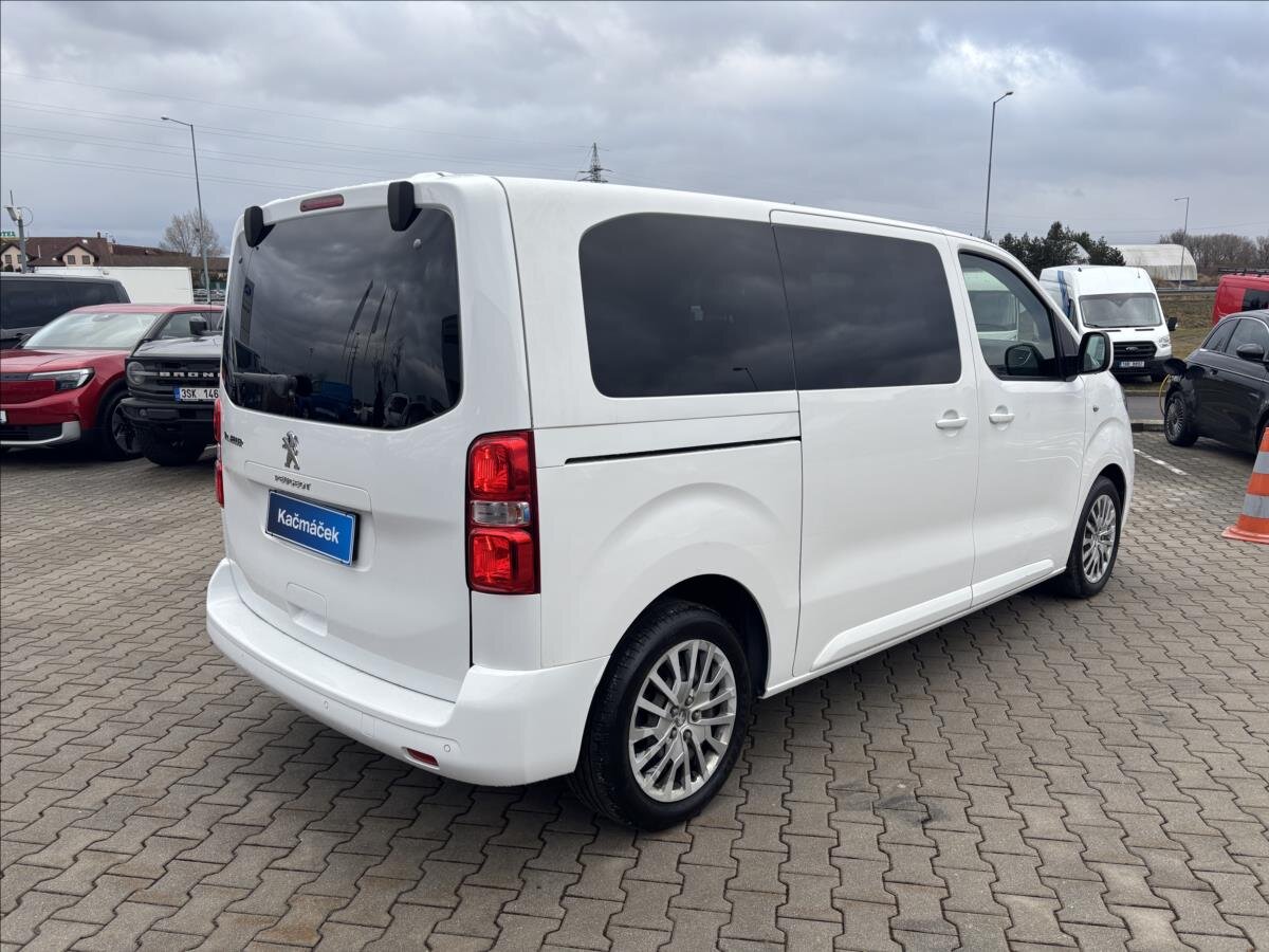 Peugeot Traveller Kombi 2,0 l 110 kw