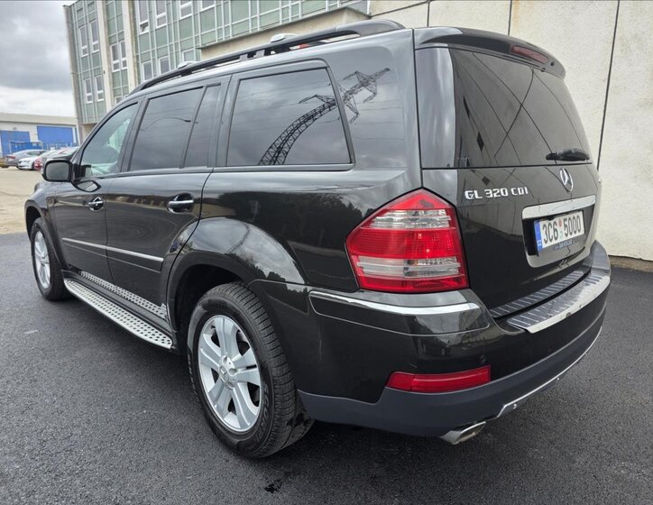 Mercedes-Benz GL SUV / Terénní 3,0 l 165 kw