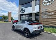 Toyota C-HR 7