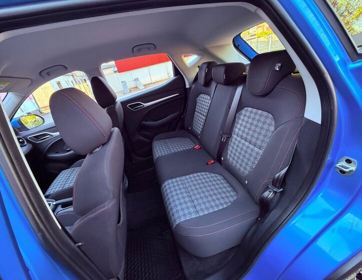 MG ZS SUV / Terénní 1,5 l 78 kw