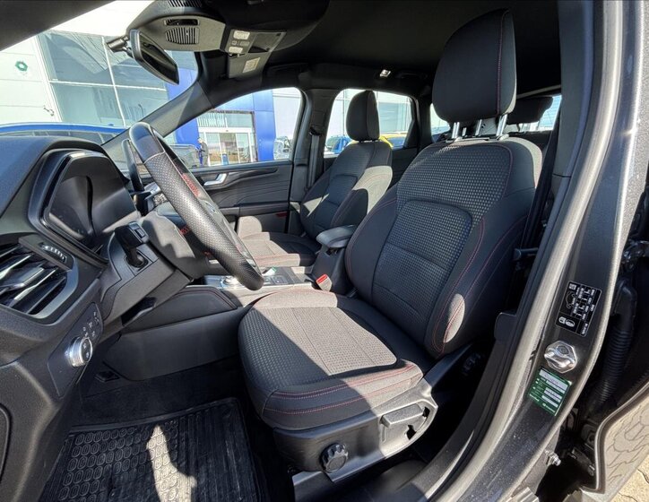 Ford Kuga SUV 2,5 l 140 kw