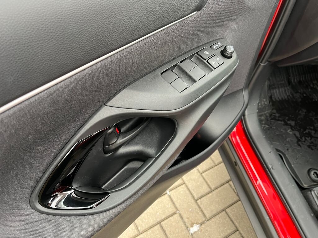 Toyota Yaris Cross SUV 1,5 l 68 kw