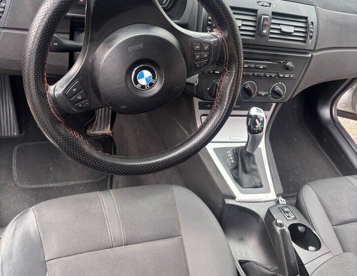 BMW X3 SUV 0,0 0