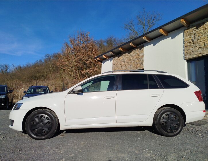 Škoda Octavia Kombi 2,0 l 110 kw