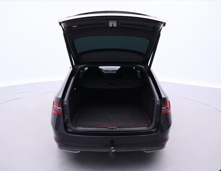 Škoda Superb Kombi 2,0 l 162 kw