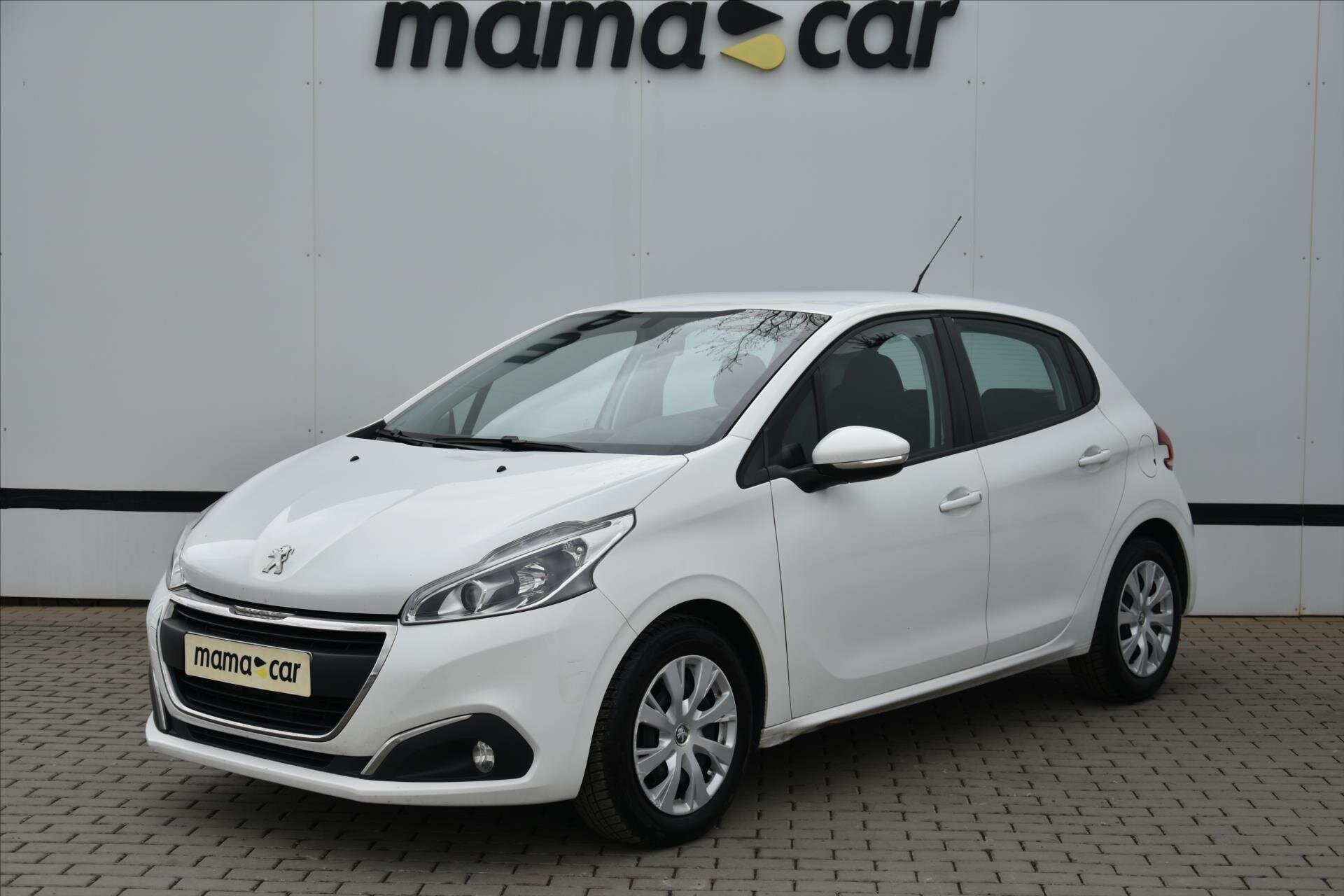 Peugeot 208 Hatchback 1,2 l 60 kw