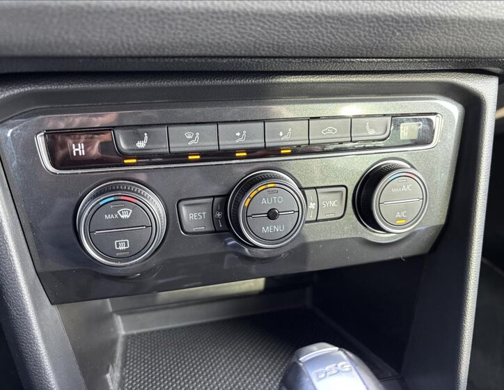 Volkswagen Tiguan SUV / Terénní 1,5 l 110 kw