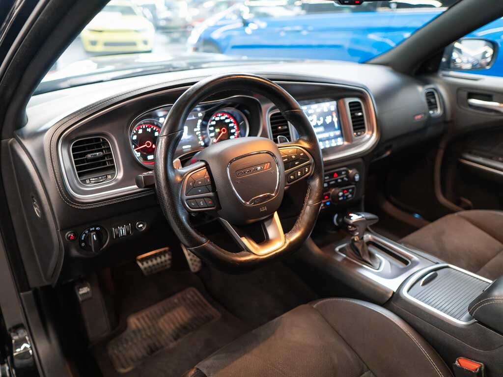 Dodge Charger Sedan / Limuzína 6,4 l 361 kw