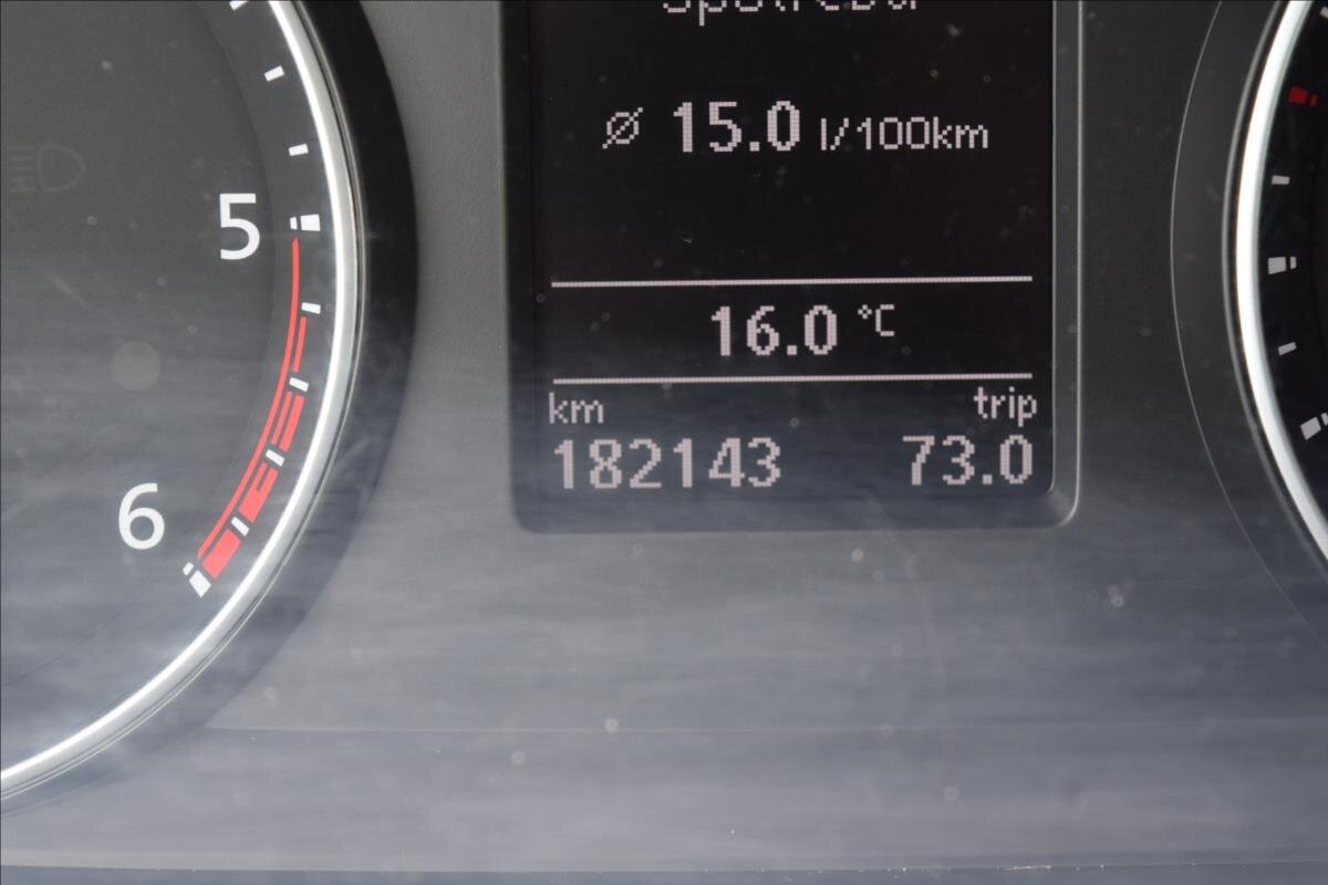 Volkswagen Transporter Kombi 2,0 l 110 kw