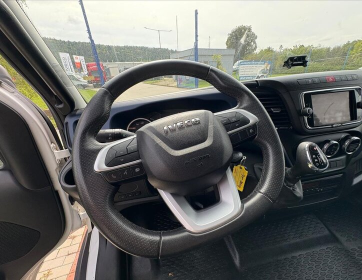 Iveco Ostatní Skříň 3,0 l 132 kw