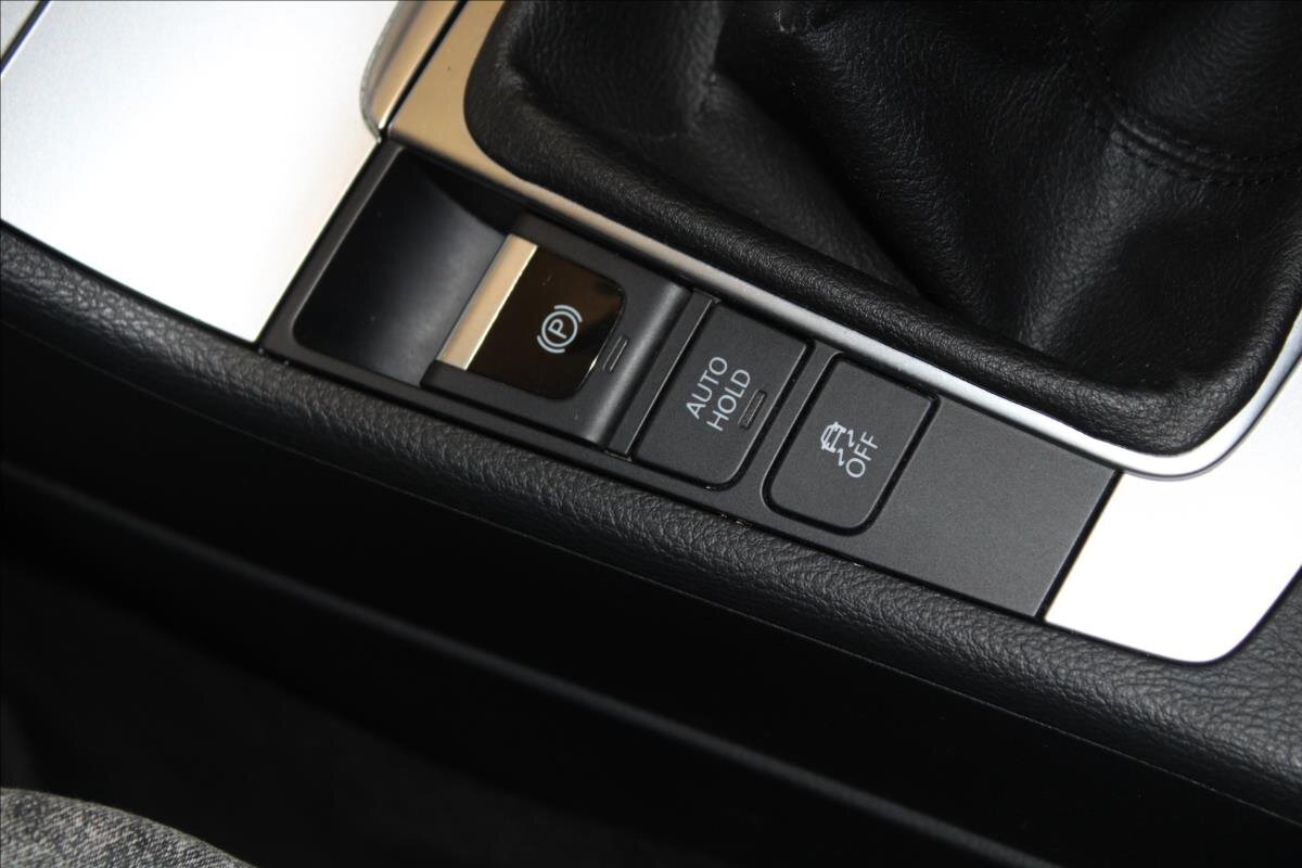 Volkswagen Passat Kombi 2,0 l 103 kw