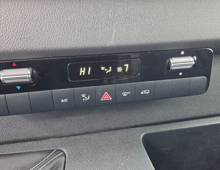 Mercedes-Benz Sprinter 13