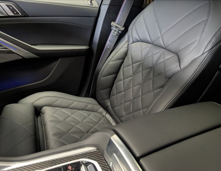 BMW X6 Sedan 3,0 l 210 kw