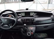 Peugeot 807 MPV 2,0 l 100 kw