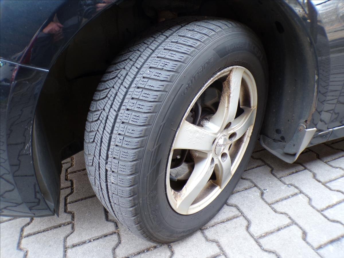 Chevrolet Cruze Sedan / Limuzína 2,0 l 110 kw