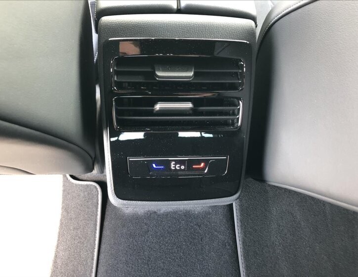 Volkswagen ID.7 Liftback 0,0 210 kw