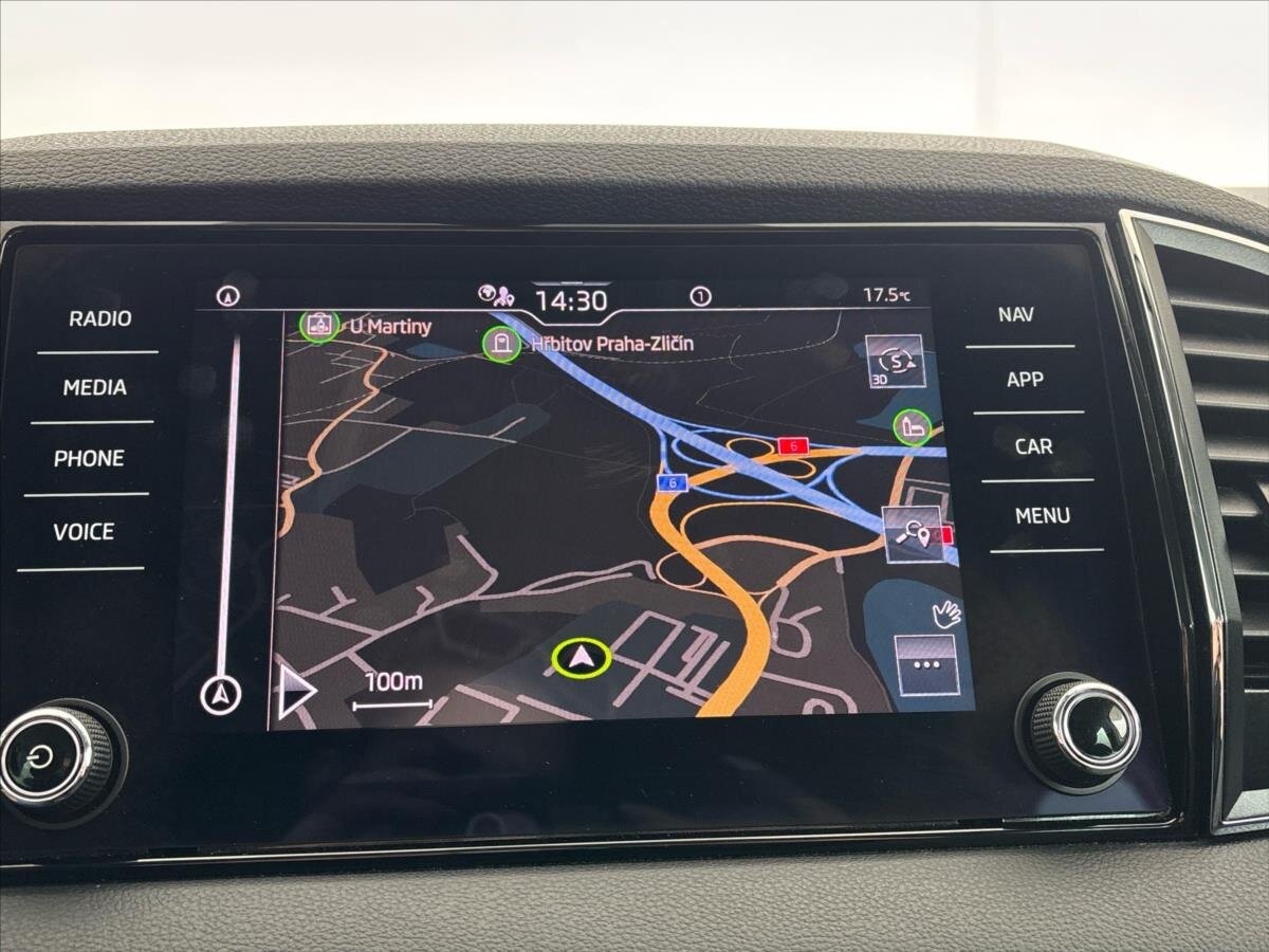 Škoda Karoq SUV / Terénní 1,5 l 110 kw