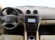 Mercedes-Benz Třídy M SUV / Terénní 3,0 l 165 kw