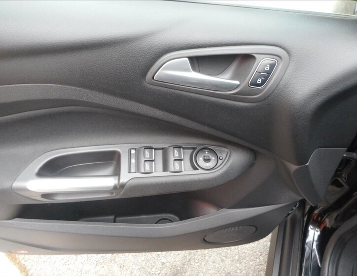 Ford C-MAX MPV 999,0 92 kw