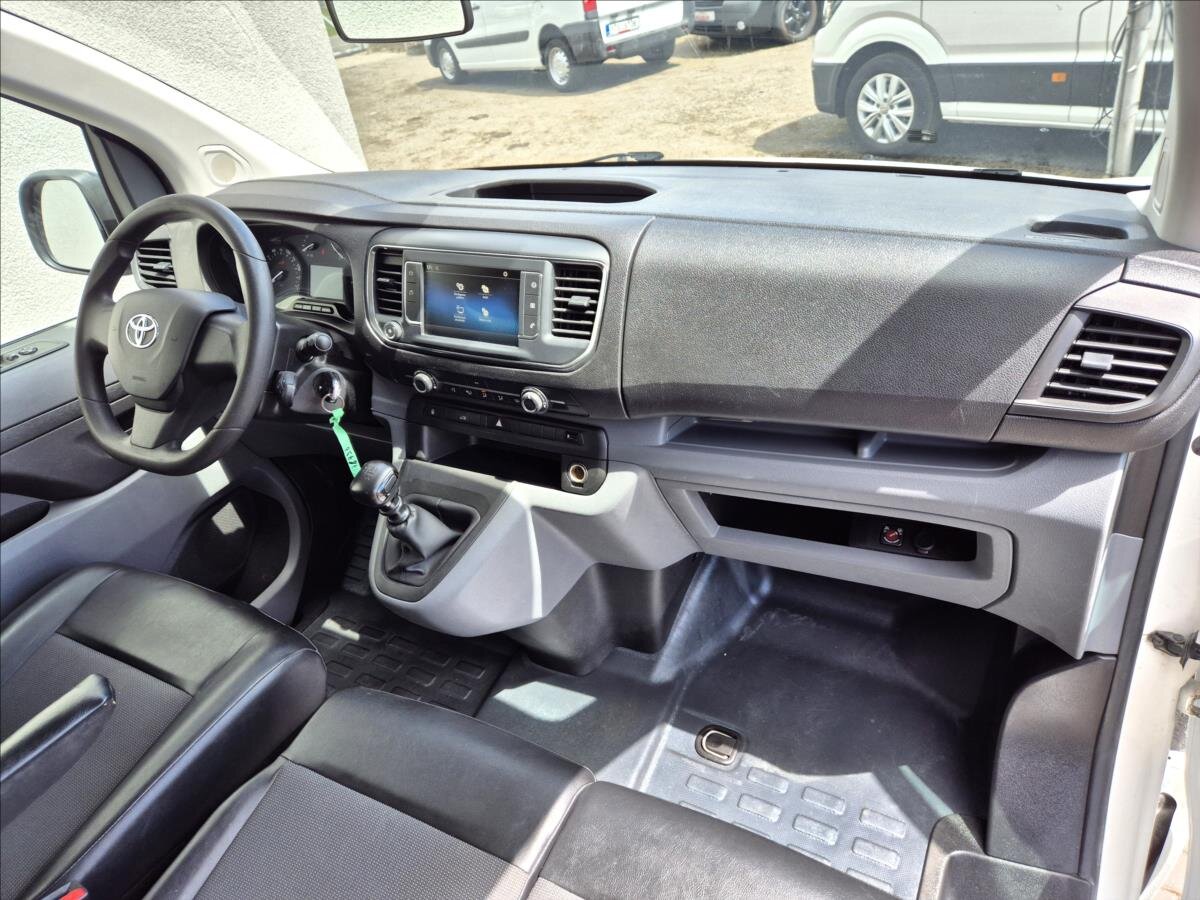 Toyota ProAce Skříň 2,0 l 90 kw