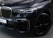 BMW X7 8