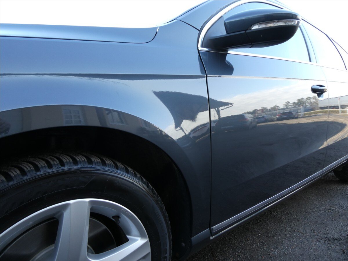 Volkswagen Passat Kombi 1,4 l 90 kw