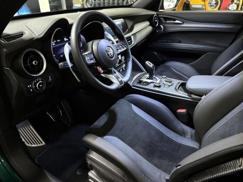 Alfa Romeo Stelvio SUV 2,9 l 382 kw