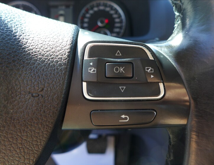 Volkswagen Touran 22