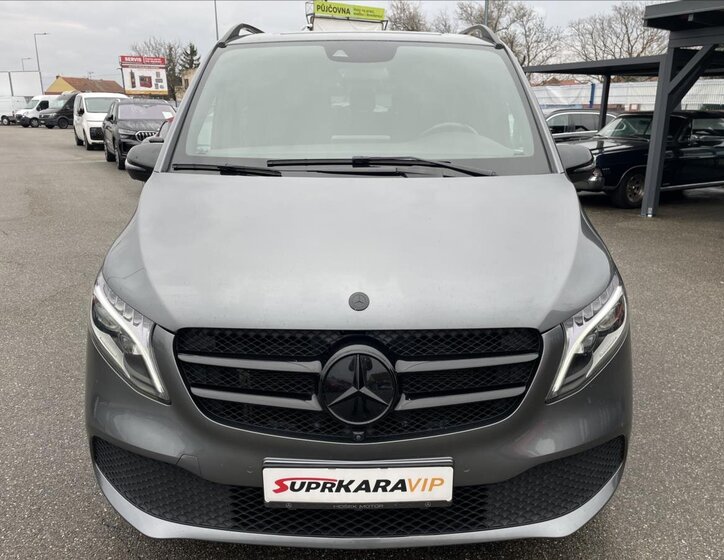 Mercedes-Benz Třídy V 2