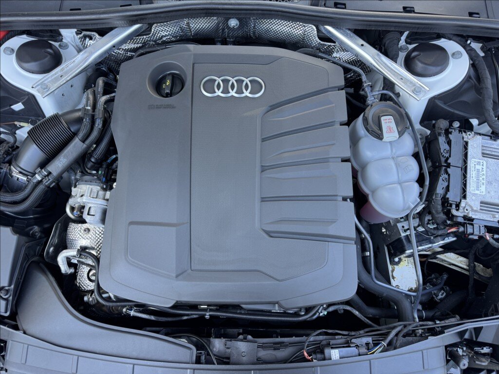 Audi A4 Kombi 2,0 l 150 kw