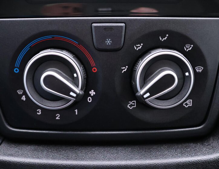 Peugeot Boxer Skříň 2,2 l 121 kw