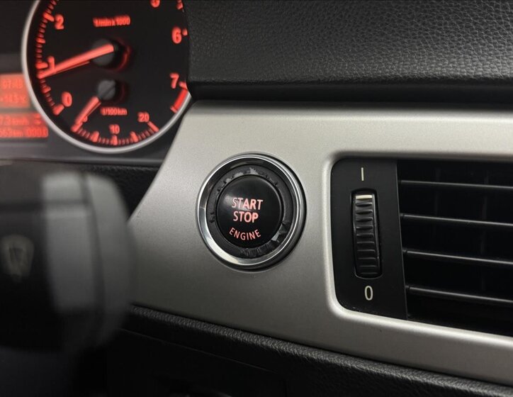 BMW Řada 3 Kabriolet 2,0 l 125 kw